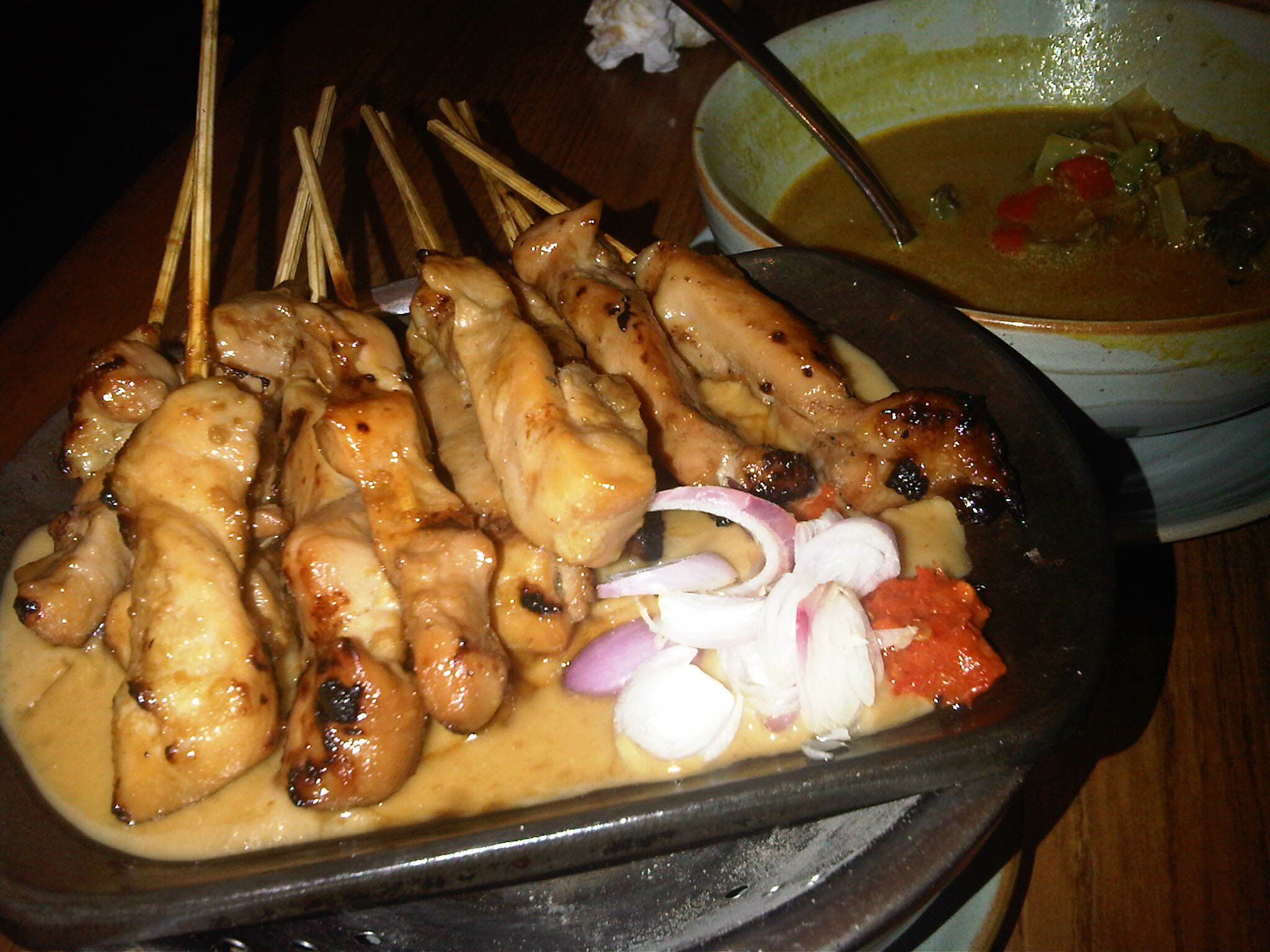 sate ayam and some amazing soup! 